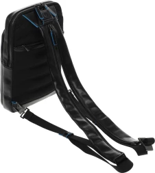 Рюкзак слинг мужской Piquadro Blue Square CA6589B2/N черный натур.кожа