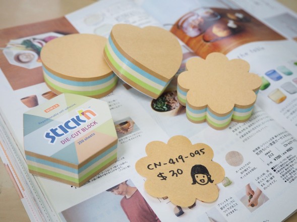 Блок самоклеящийся бумажный Stick`n 21833 67x67мм 250лист. неон ассорти &amp;quot;цветок&amp;quot;