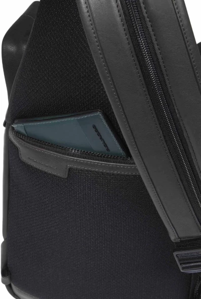 Рюкзак слинг Piquadro Harper CA6784AP/N черный натур.кожа