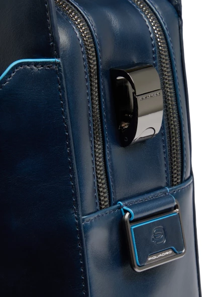 Деловая сумка Piquadro Blue Square CA6590B2/BLU2 с отделением для ноутбука 15.6&amp;quot; темно-синяя натур.кожа