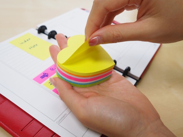 Блок самоклеящийся бумажный Stick`n 21835 64x67мм 250лист. пастель ассорти &amp;quot;сердце&amp;quot;