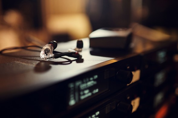 Наушники вкладыши Sennheiser IE 100 PRO 1.3м прозрачный/черный проводные в ушной раковине (508941)