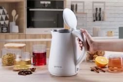 Чайник электрический Gorenje K17DWR 1.7л. 1800Вт белый корпус: пластик
