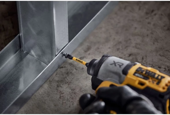 Набор бит DeWalt DT7998T-QZ универсал. (5пред.) для шуруповертов/дрелей