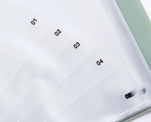 Папка с 30 прозр.вклад. Deli Nusign NS167 A4 пластик ассорти