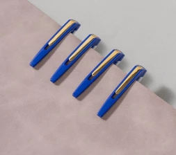 Ручка шариков. Deli EQ90 синий/золотистый d=0.7мм син. черн. карт.уп. резин. манжета чернила пониженной вязкости