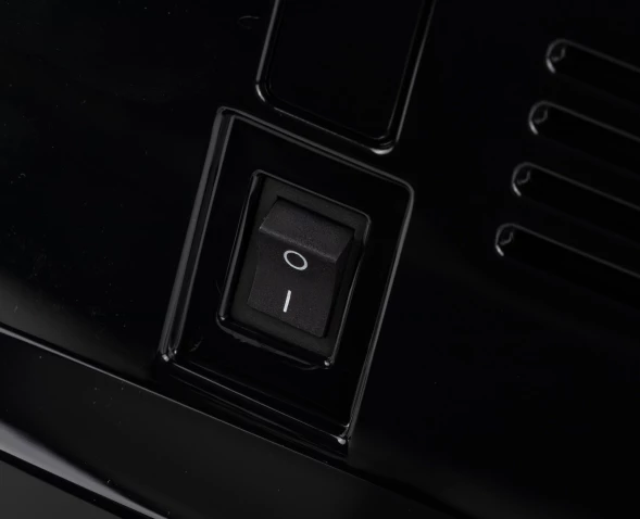 Кофемашина Delonghi Magnifica Smart ECAM250.33.TB 1450Вт черный/серебристый