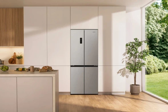 Холодильник Gorenje NRM819E61X 3-хкамерн. серый инвертер