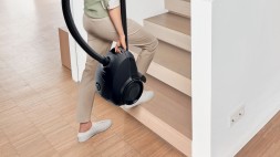 Пылесос Bosch Serie 2 BGBS2BA1P 600Вт черный
