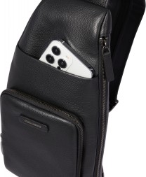 Рюкзак слинг Piquadro Modus Special CA5577MOS/N черный натур.кожа