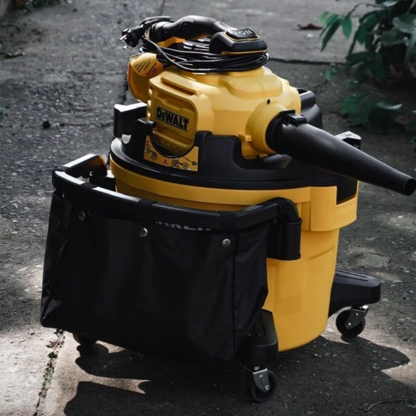 Строительный пылесос DeWalt DXV234P 1080Вт (уборка: сухая/влажная/выдув/сбор воды) желтый