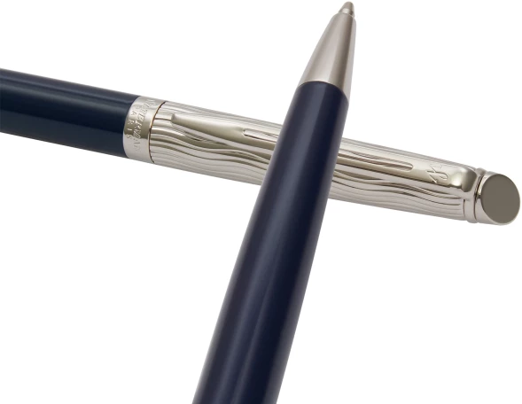 Ручка шариков. Waterman Hemisphere L`Essence du Bleu (2166470) LaqBlue CT M син. черн. подар.кор.