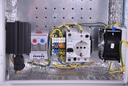 Шкаф монтажный ЦМО Эконом (ШТВ-НЭ-4.4.25-3ААА-Т2) настенный 400x250мм пер.дв.стал.лист задн.дв.спл.стал.лист несъемн.бок.пан. серый 220мм 12кг 400мм IP66 уличный всепогодный с нагревателем с силовыми розетками укомплектованный 60Вт