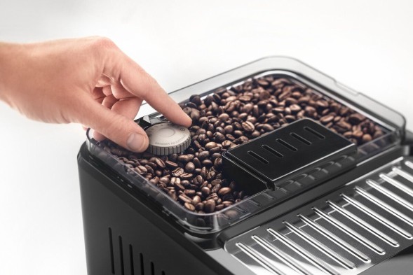 Кофемашина Delonghi Eletta Explore ECAM450.65.G 1450Вт черный