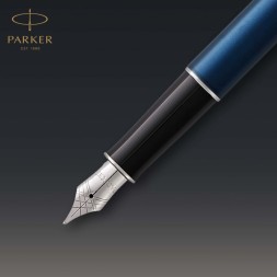 Ручка перьев. Parker Sonnet Core F539 (1945364) LaqBlue CT M сталь нержавеющая подар.кор.