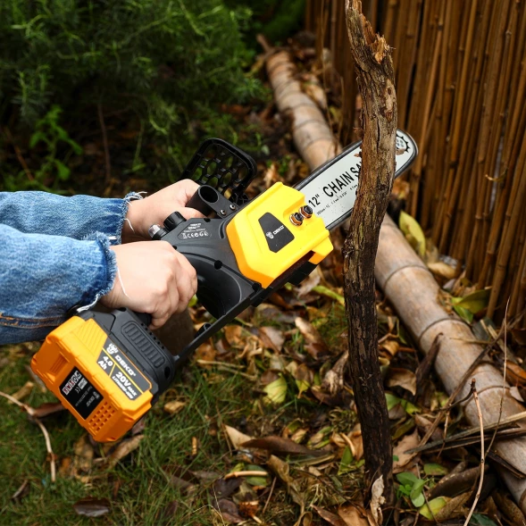 Электрическая цепная пила Deko DKCHS 20 (085-2000)