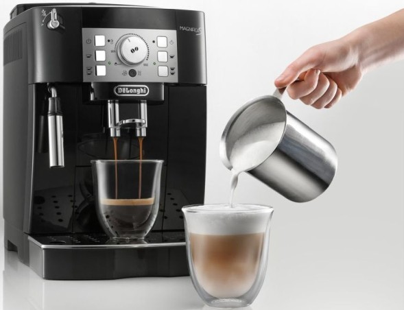 Кофемашина Delonghi Magnifica S ECAM22.114.B 1450Вт черный