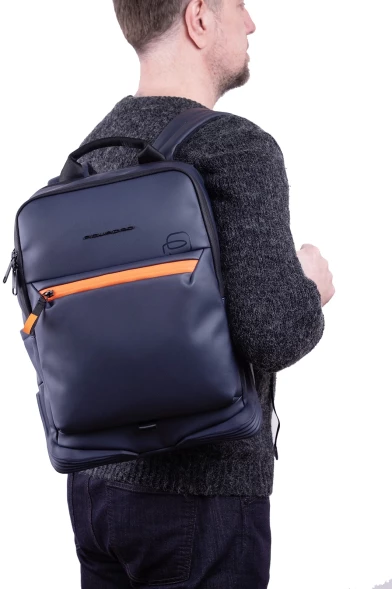 Рюкзак Piquadro C20W CA6464C2OW/BLU синий полиуретан/полиэстер