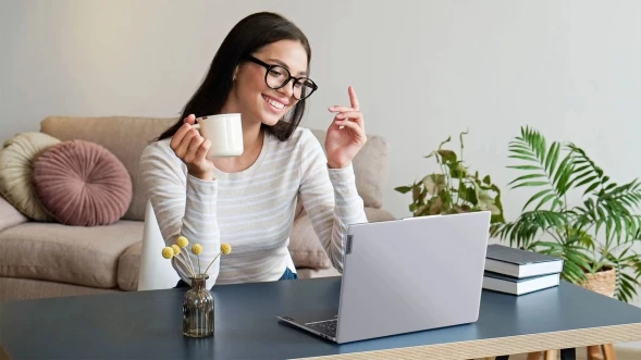 Ноутбук Lenovo IdeaPad Slim 5 16IMH9 Core Ultra 7 155H 16Gb SSD1Tb Intel Arc 16&amp;quot; OLED 2K (2048x1280) без ОС l.grey WiFi BT Cam (83DC004HRK)