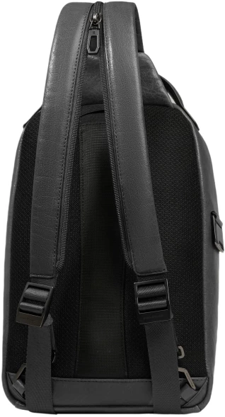 Рюкзак слинг мужской Piquadro Solm CA7028S141/N черный натур.кожа