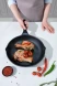 Сковорода Rondell Pacific Grey RDA-1906 круглая 28см покрытие: Xylan Plus ручка несъемная (без крышки) серый