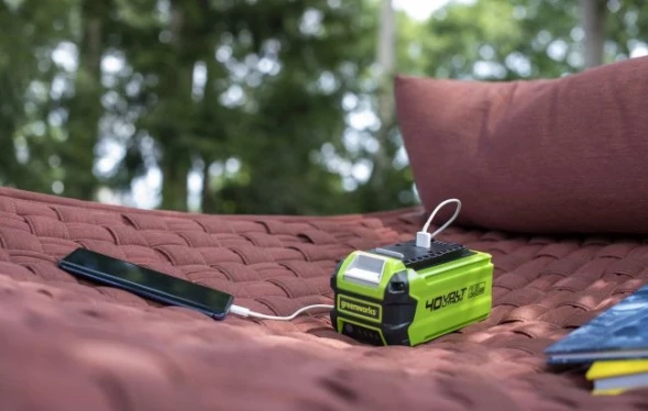Батарея аккумуляторная Greenworks G40USB2 40В 2Ач Li-Ion (2939407)