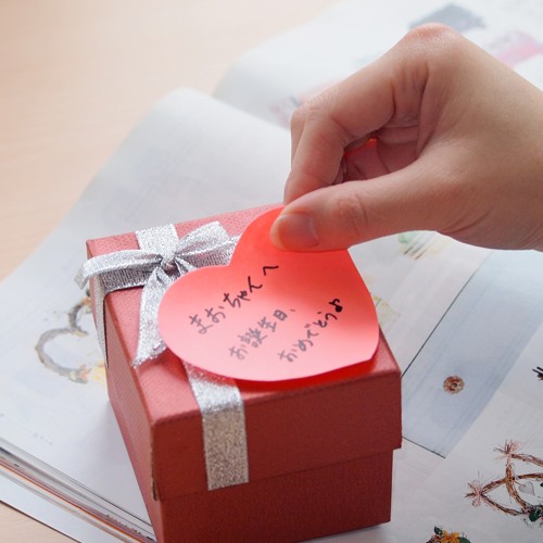 Блок самоклеящийся бумажный Stick`n 21545 70x70мм 50лист. 70г/м2 неон розовый вырубной клей по периметру &amp;quot;сердце&amp;quot; европодвес