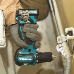 Дрель-шуруповерт Makita DF332DZ аккум. патрон:квад.3/8&amp;quot;