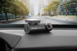 Видеорегистратор Mio MiVue J35 черный 4Mpix 2560x1440 1440p 150гр. GPS SSC3337DE