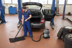 Строительный пылесос Karcher Me Classic NT 20/1 1500Вт (уборка: сухая/влажная/сбор воды) серый