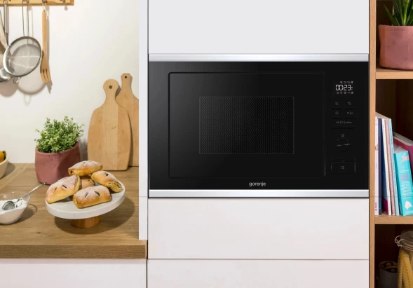 Микроволновая печь Gorenje BMX251M2BG 25л. 900Вт черный (встраиваемая)