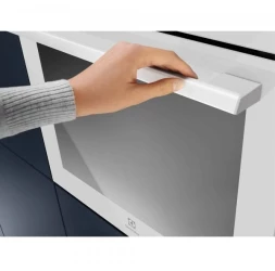 Духовой шкаф Электрический Electrolux EOF5F50BV белый