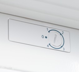 Морозильная камера Maunfeld MFFR85W белый