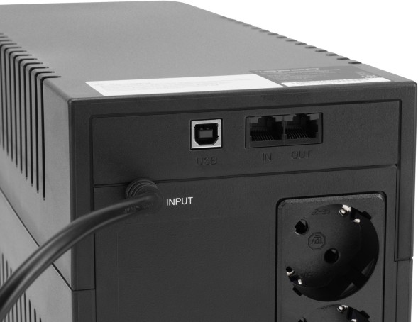 Источник бесперебойного питания Ippon Back Basic 1200 LCD Euro 600Вт 1200ВА черный