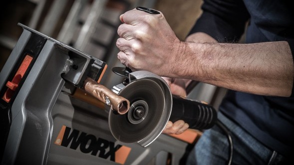 Углошлифовальная машина Worx WX711.1 750Вт 12000об/мин рез.шпин.:M14 d=115мм жестк.кейс