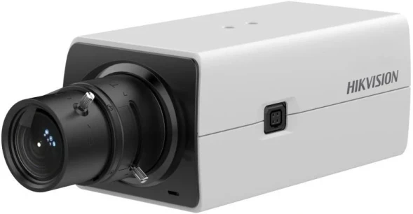 Камера видеонаблюдения IP Hikvision DS-2CD2821G0(C) цв. корп.:белый