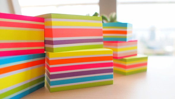 Блок самоклеящийся бумажный Stick`n 21538 76x76мм 400лист. 70г/м2 неон+пастель 6цв.в упак.