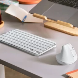 Мышь Logitech Lift белый оптическая 4000dpi silent беспров. BT/Radio USB для ноутбука 5but (910-006486)