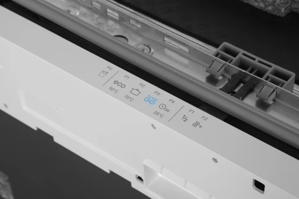 Посудомоечная машина встраив. Indesit DI 3C49 B 2100Вт полноразмерная