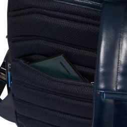 Рюкзак мужской Piquadro Blue Square CA6592B2BM/BLU2 темно-синий натур.кожа