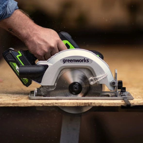 Циркулярная пила (дисковая) Greenworks GD24CS (ручная) D диска.:185мм (1500907CUB)