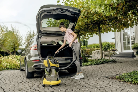 Строительный пылесос Karcher WD 6 P S V-30/6/22/T 1300Вт (уборка: сухая/влажная/выдув/сбор воды) желтый