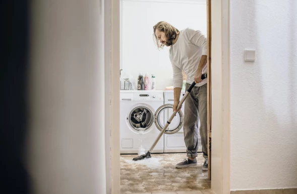 Строительный пылесос Karcher WD 6 P S V-30/6/22/T 1300Вт (уборка: сухая/влажная/выдув/сбор воды) желтый