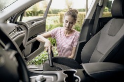 Строительный пылесос Karcher WD 5 S V-25/5/22 1100Вт (уборка: сухая/сбор воды) желтый