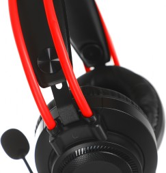 Наушники с микрофоном A4Tech Bloody G200 черный/красный 2м мониторные оголовье (G200  AUX3.5-4PIN +USB)