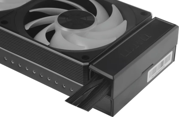 Система водяного охлаждения Lian-Li HydroShift II LCD-C 360CL ARGB Soc-AM5/AM4/1700/1851 черный 4-pin 31dB Al+Cu LCD Ret (G89.GHS2LCD36RB.R0)