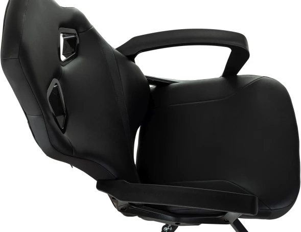 Кресло игровое Zombie 300 черный эко.кожа крестов. пластик