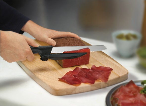 Нож кухонный Victorinox Swissclassic DUX-MESSER (6.8663.21) стальной лезв.210мм черный