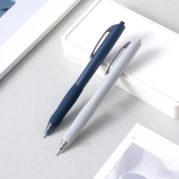 Ручка шариков. автоматическая Deli Xtream EQ48-BL d=0.7мм син. черн. кругл. резин. манжета