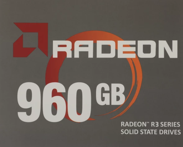 Накопитель SSD AMD SATA-III 960GB R3SL0960G2 Radeon R3 2.5&amp;quot;